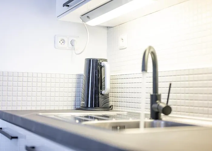 Trendy Centrally Located With Ps5, Ac, Balcony Apartamento *