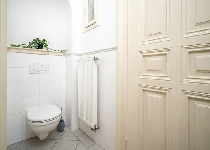 Trendy Centrally Located With Ps5, Ac, Balcony Apartamento Praga