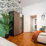 Appartement Trendy Centrally Located With Ps5, Ac, Balcony