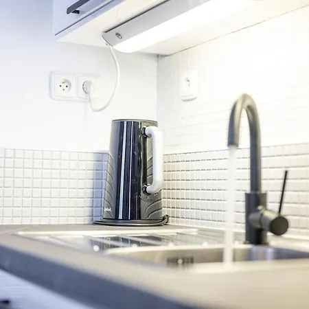 Trendy Centrally Located With Ps5, Ac, Balcony Apartmán *