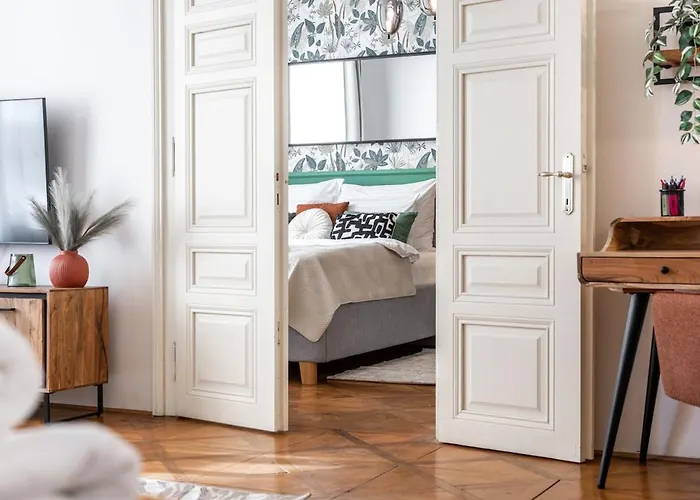 Trendy Centrally Located With Ps5, Ac, Balcony Πράγα